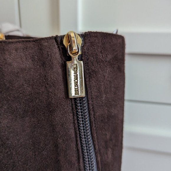 Bruno Magli brown suede wedge boots perfect for narrow calf! - Picture 6 of 6